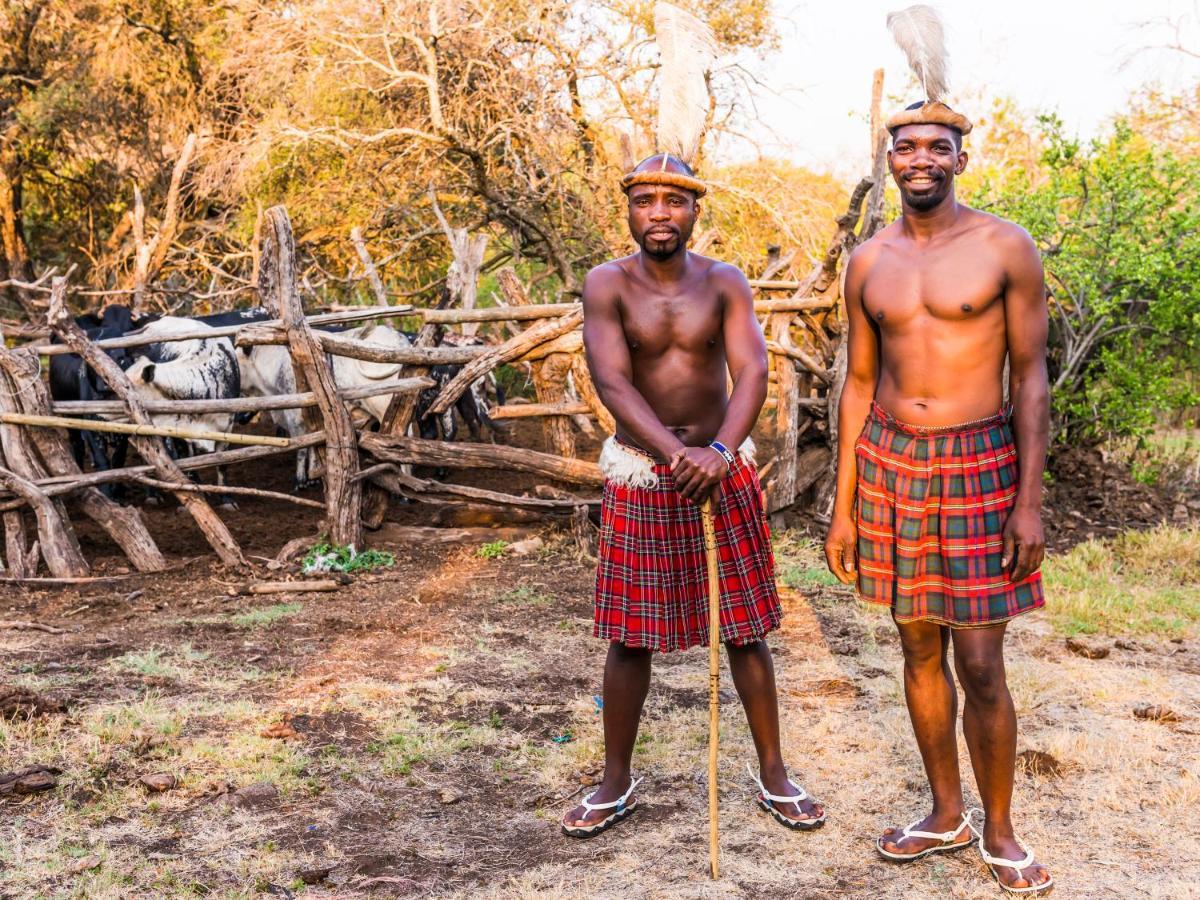 Aha Lesedi African Lodge & Cultural Village Broederstroom Kültér fotó