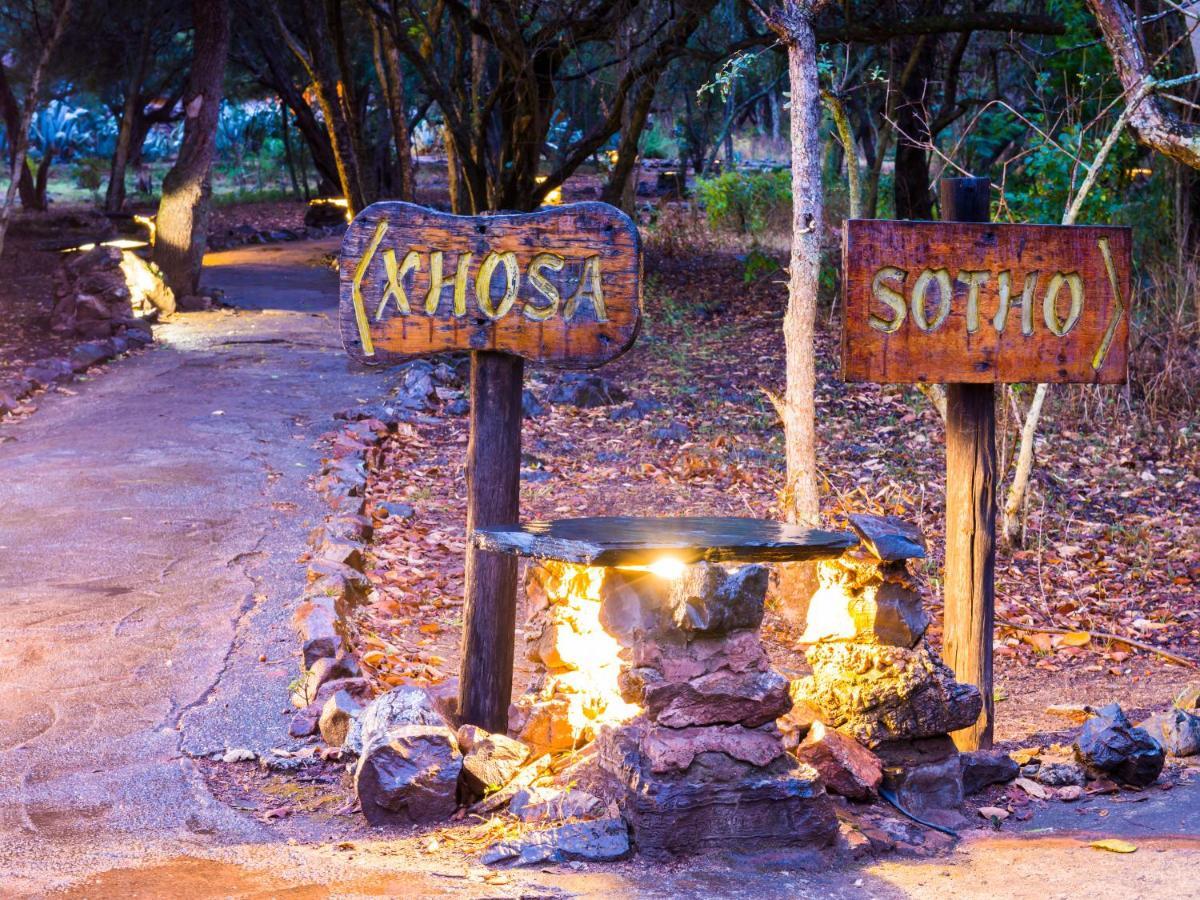 Aha Lesedi African Lodge & Cultural Village Broederstroom Kültér fotó
