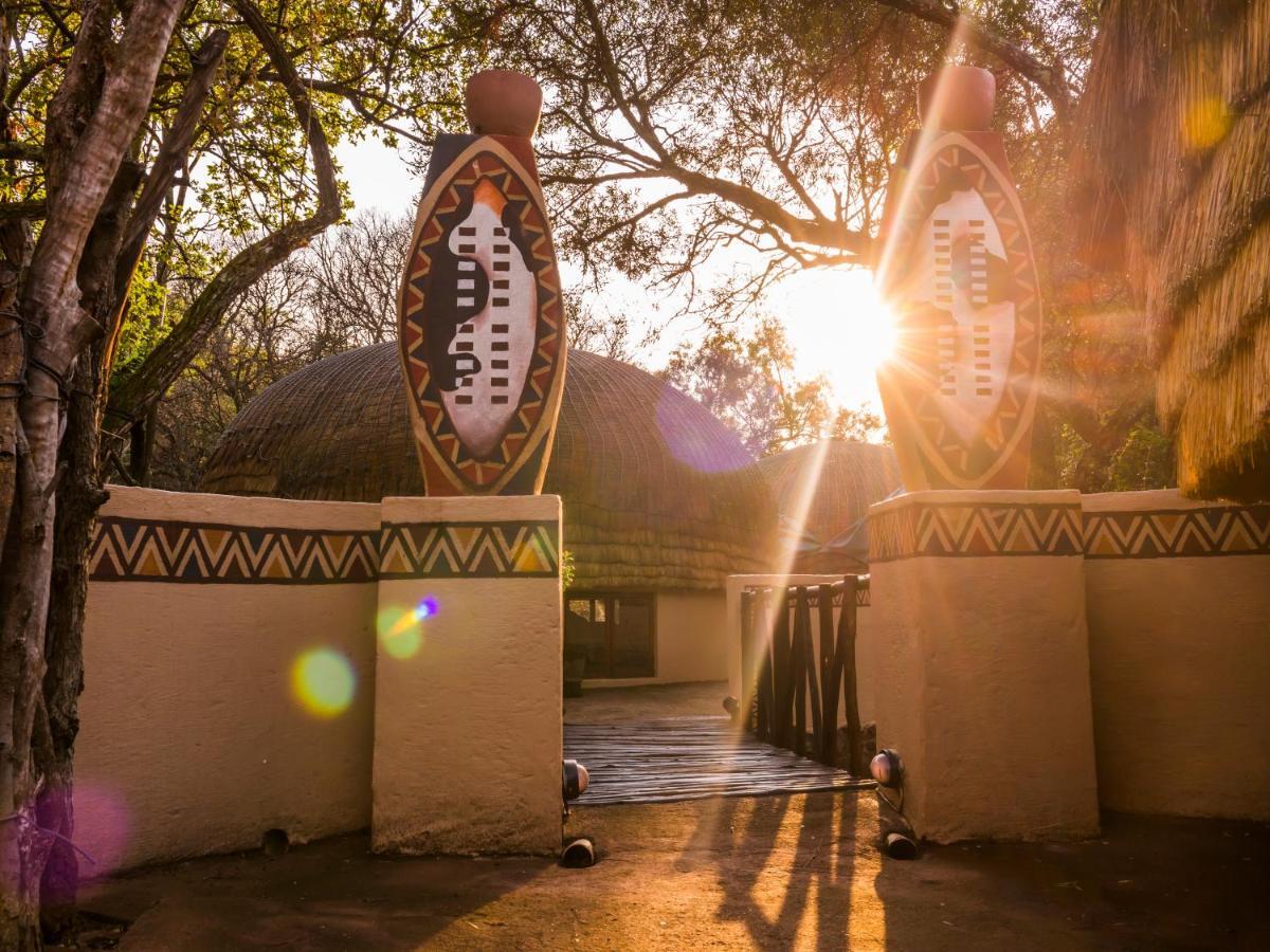 Aha Lesedi African Lodge & Cultural Village Broederstroom Kültér fotó