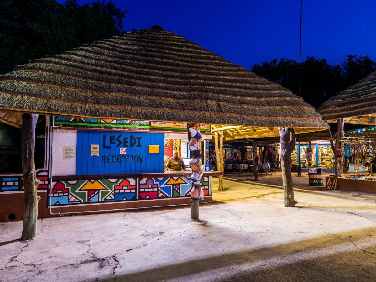 Aha Lesedi African Lodge & Cultural Village Broederstroom Kültér fotó